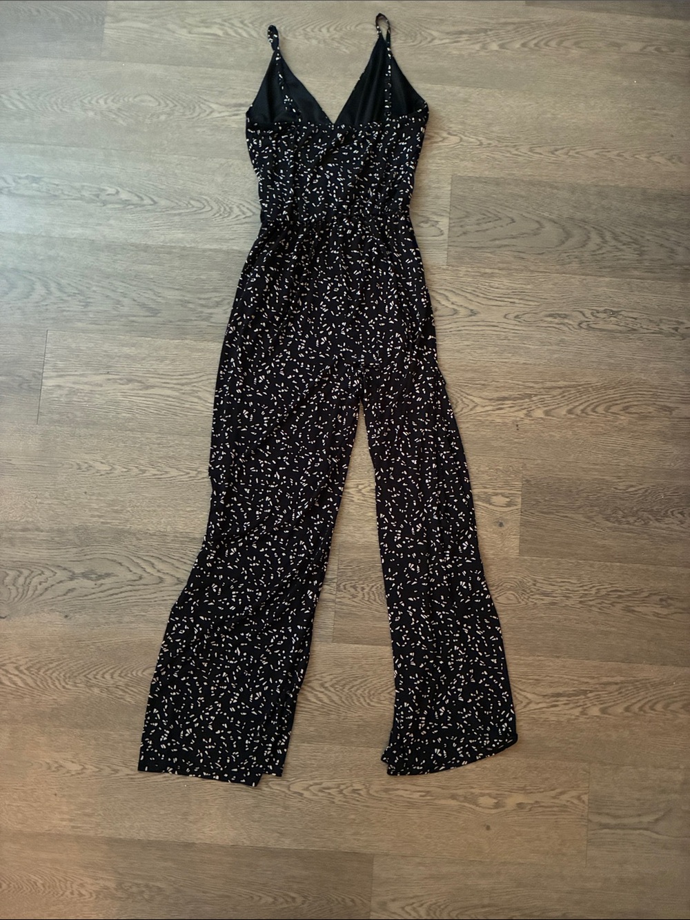 Women’s Black Printed Wide-Leg Jumpsuit with Tie Waist - Picture 5 of 7